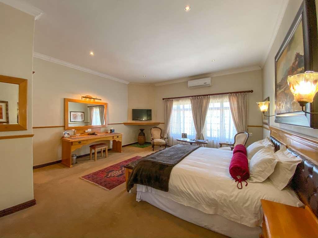 Turnberry Boutique Hotel Oudtshoorn Phòng bức ảnh